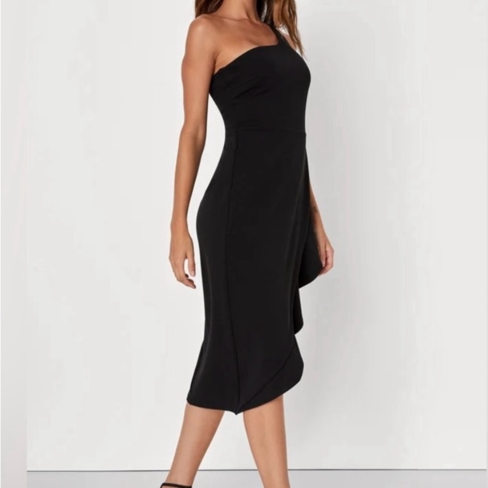 Xl new with tags ruffle dress from lulus